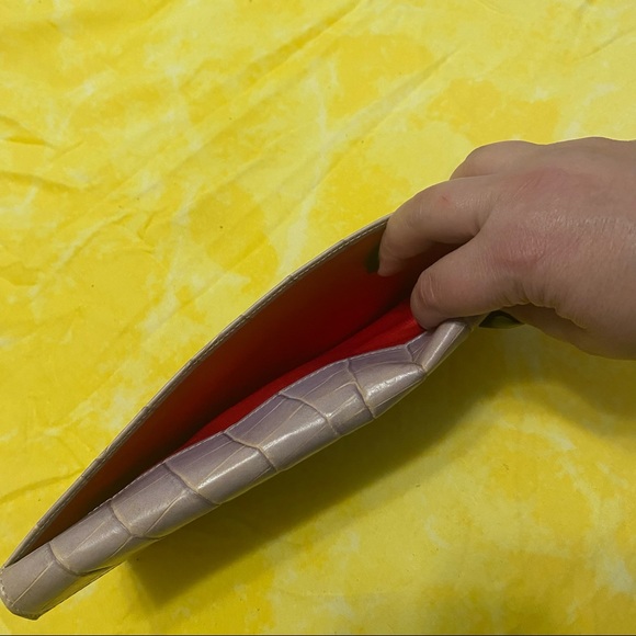 NWT 2000s Tusk envelope clutch - Picture 4 of 6